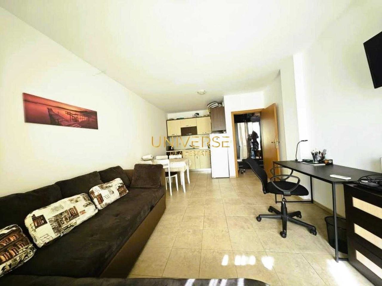 Продава се Двустаен апартамент в к.к. Слънчев бряг - 61 кв.м за 1115 €/кв.м - Снимка #5