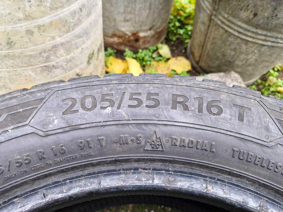 Гуми Зимни 205 55 R16 SAVA Eskimo и BARUM Polaris 4бр.