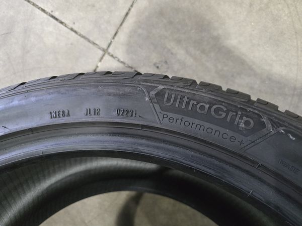 295/40/20//255/45/20 GOODYEAR