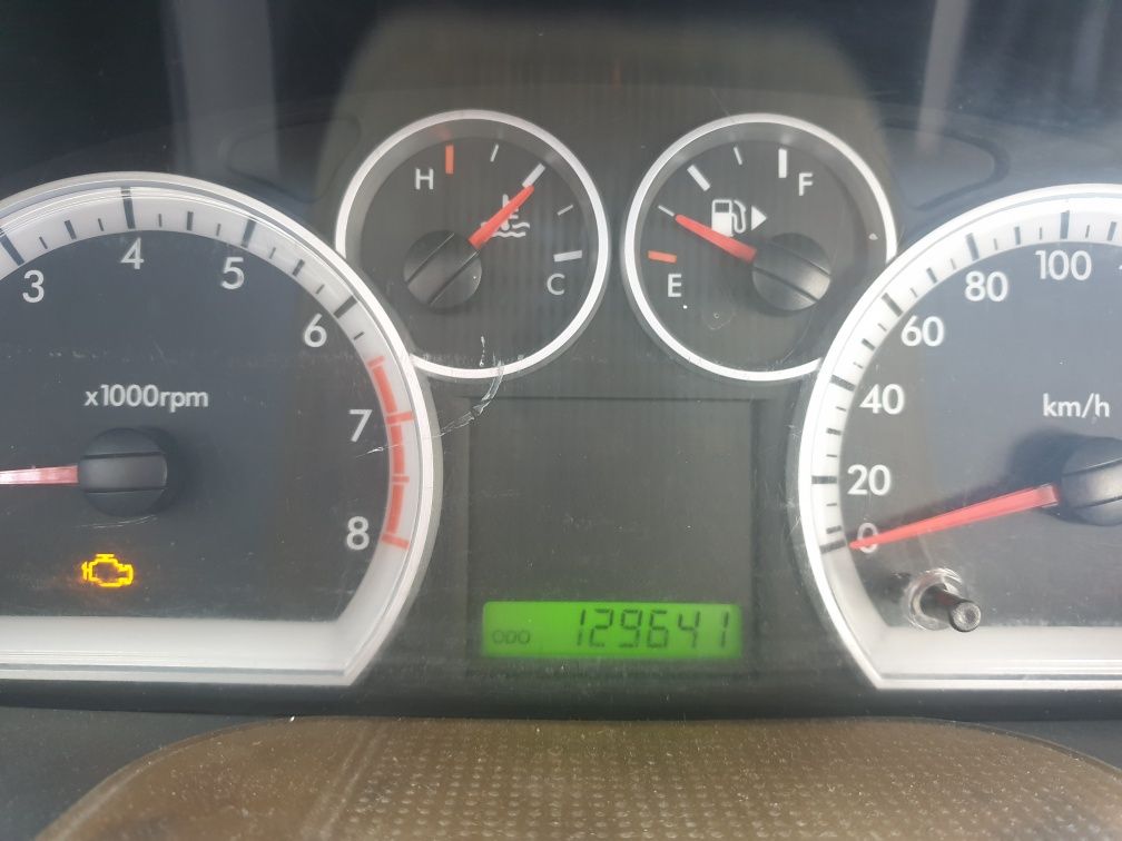 Vand Chevrolet Aveo,Euro 5, 2011 benzină +gaz perfect pentru Glovo