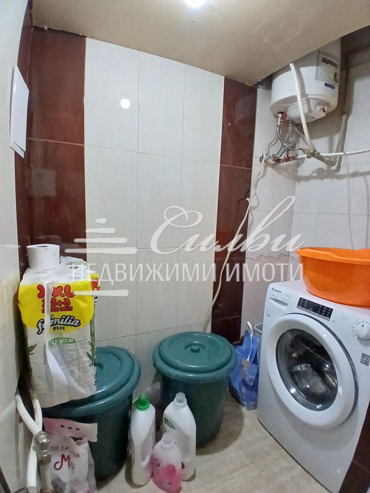 Продава се Етаж от къща в Шумен, Център - 120 кв.м за 1041 €/кв.м - Снимка #8