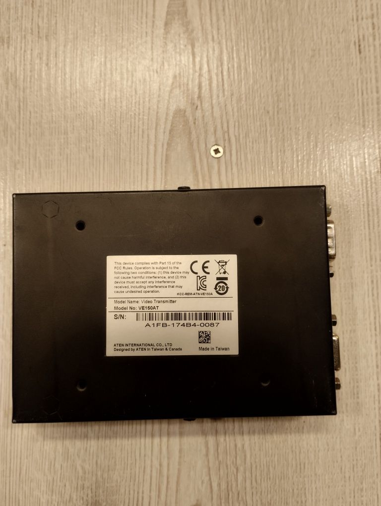 Предавател VanCryst VE150AT на ATEN Video Extender