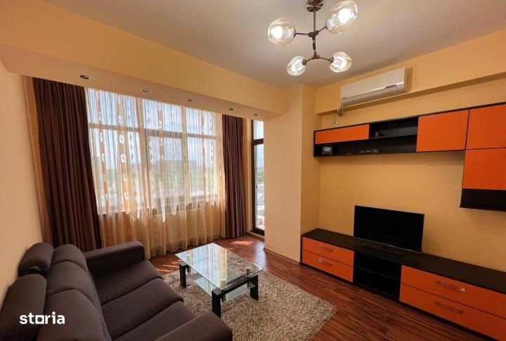 Apartament  2 camere decomandat  zona Brateanu