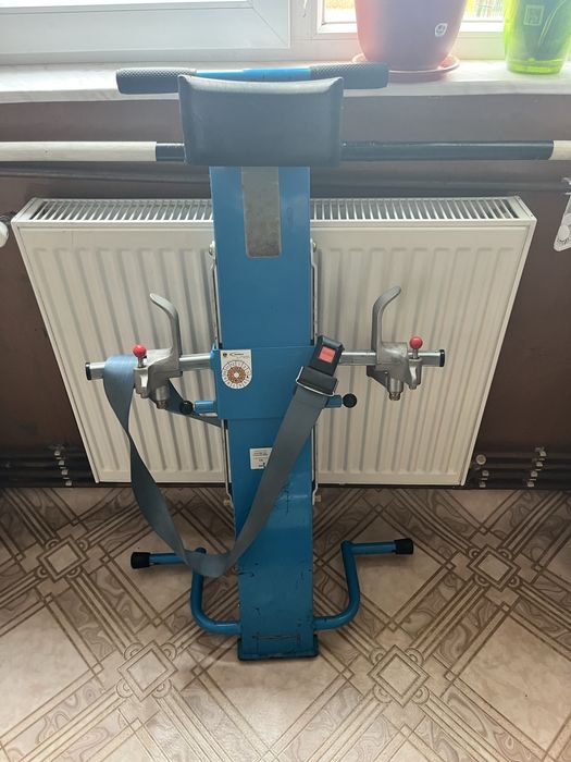 Elevator pentru deplasare persoane cu dizabilitati