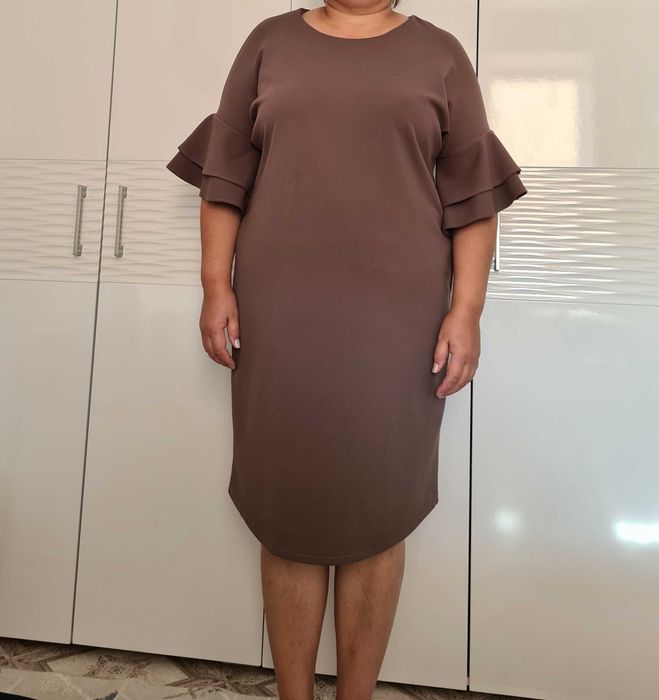 Продам платья за 4000