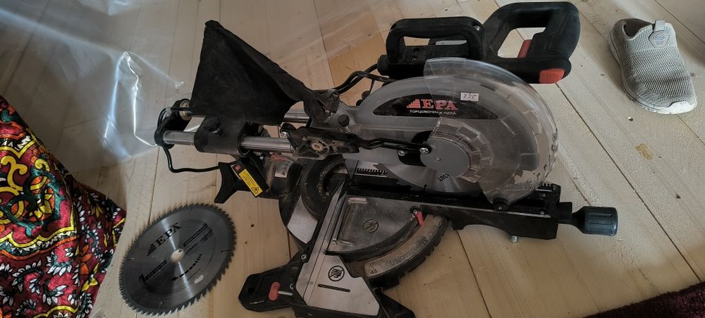 Торцовка пила углорез
