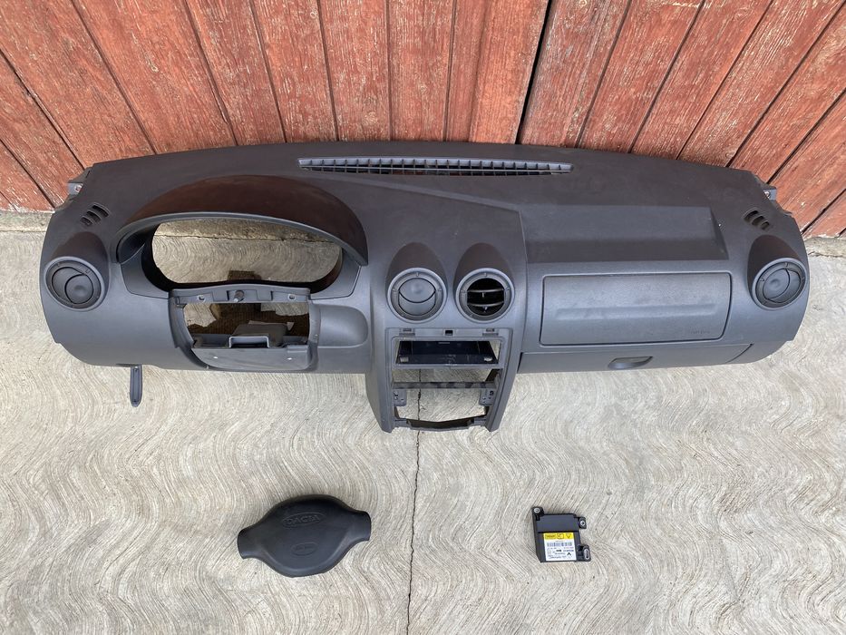 Plansa bord airbag sofer pasager dacia Logan 2004-2008