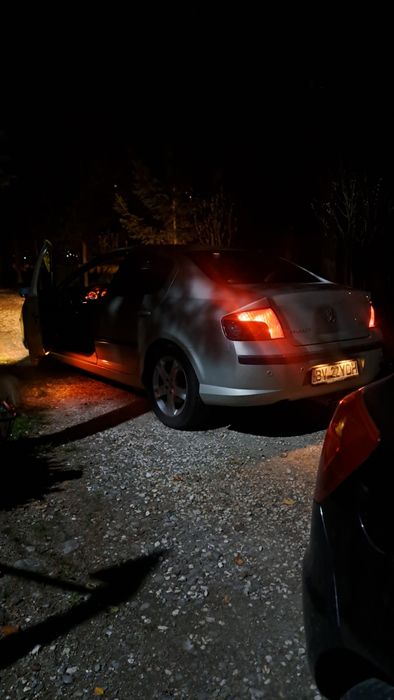 Vând Peugeot 407