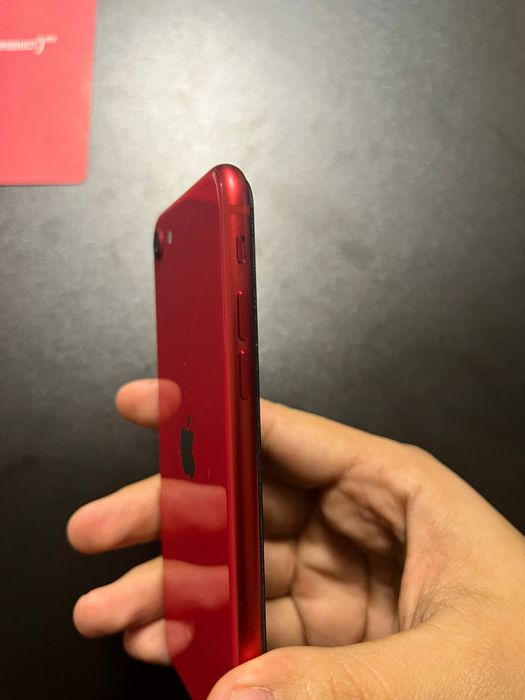 Apple iPhone SE (2020) Red 128GB
