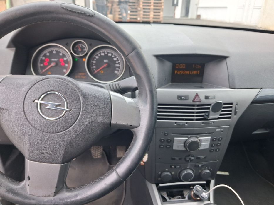 Vând sau schimb opel astra h