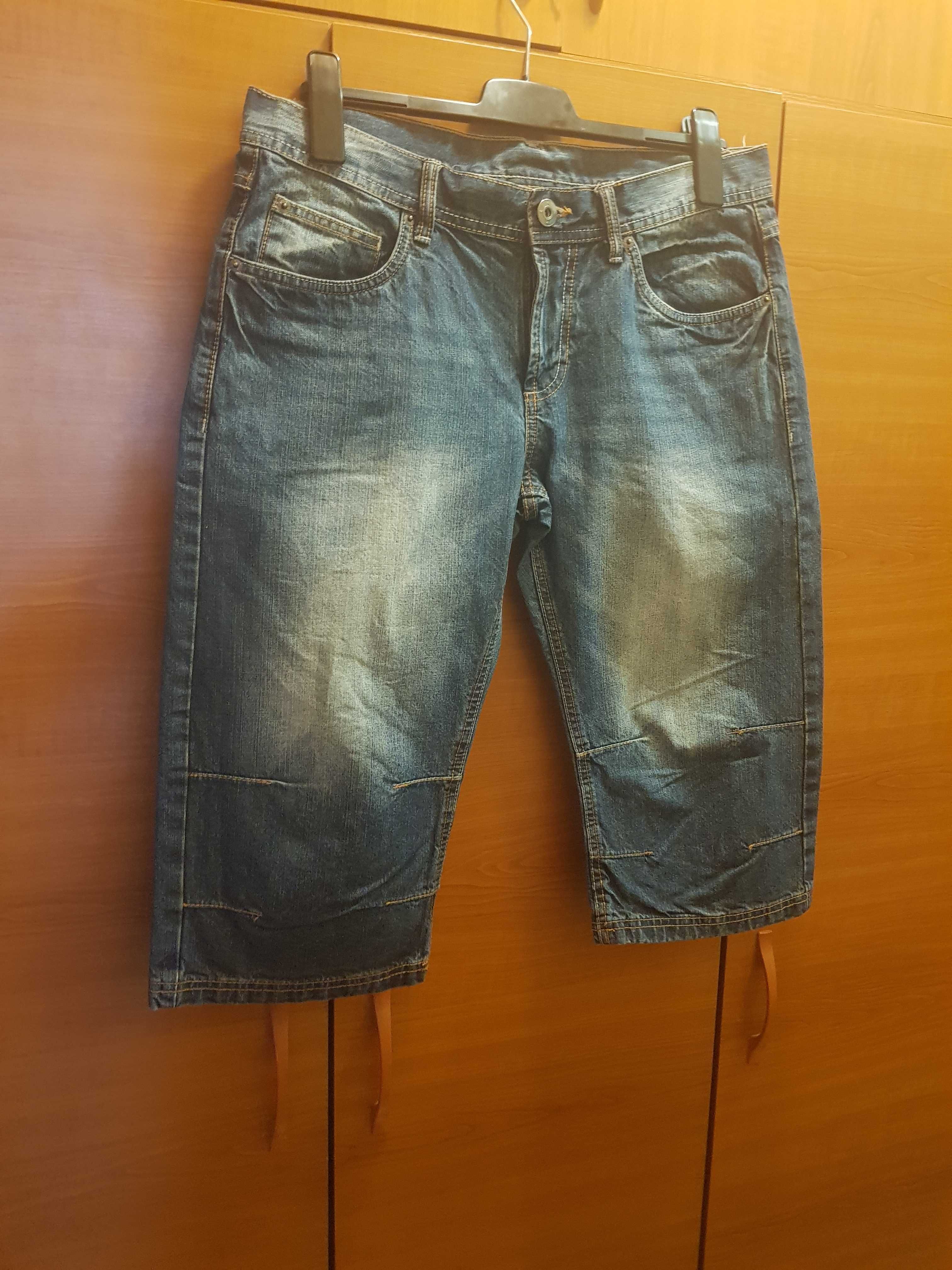 jeans scurți bărbătești, mărimea 50