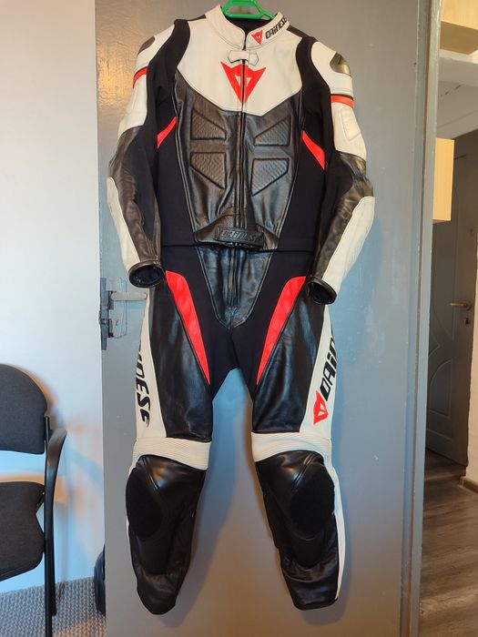 Costum moto piele  IT 52/ M-L, Dainese Avro 2