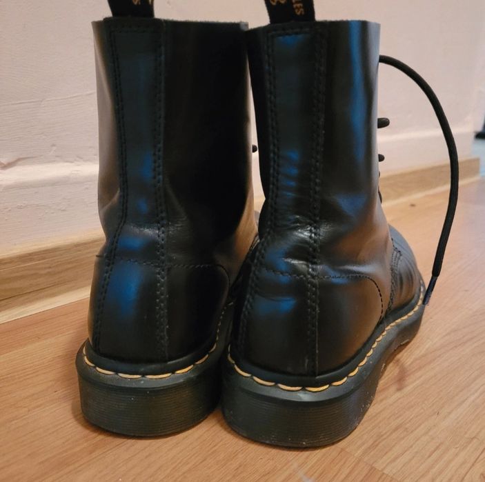 Ghete, bocanci femei Dr Martens