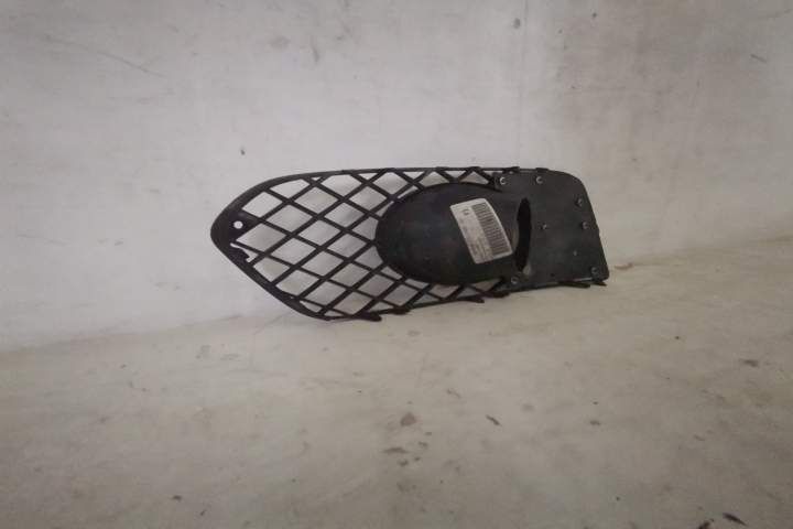Grila Proiector Dreapta Originala In Stare Buna Crossover Bentley  Ben