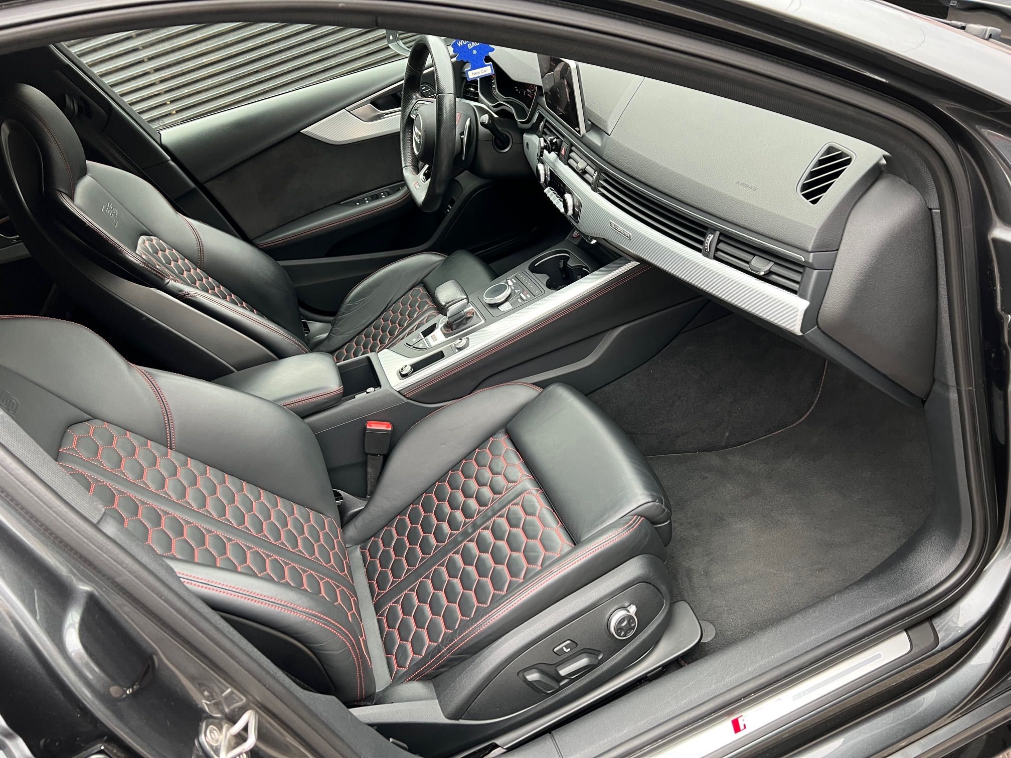 Interior Audi RS5 RS4 S5 S4 A5 A4 B9 8W full piele RS logo Scaune fata