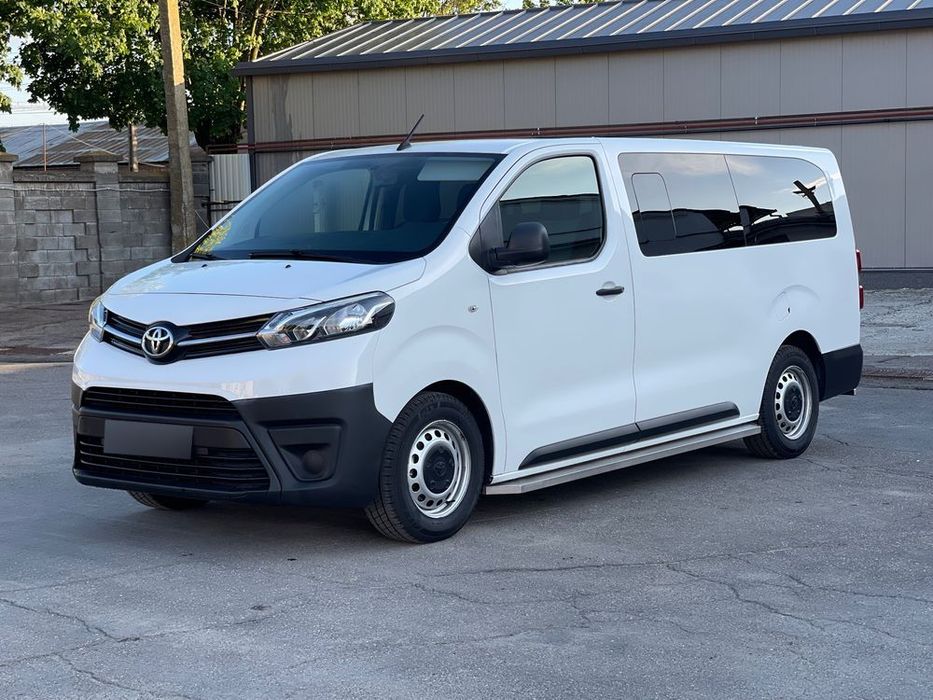 Toyota Proace 8+1 locuri / panoramic/ tva deductibil