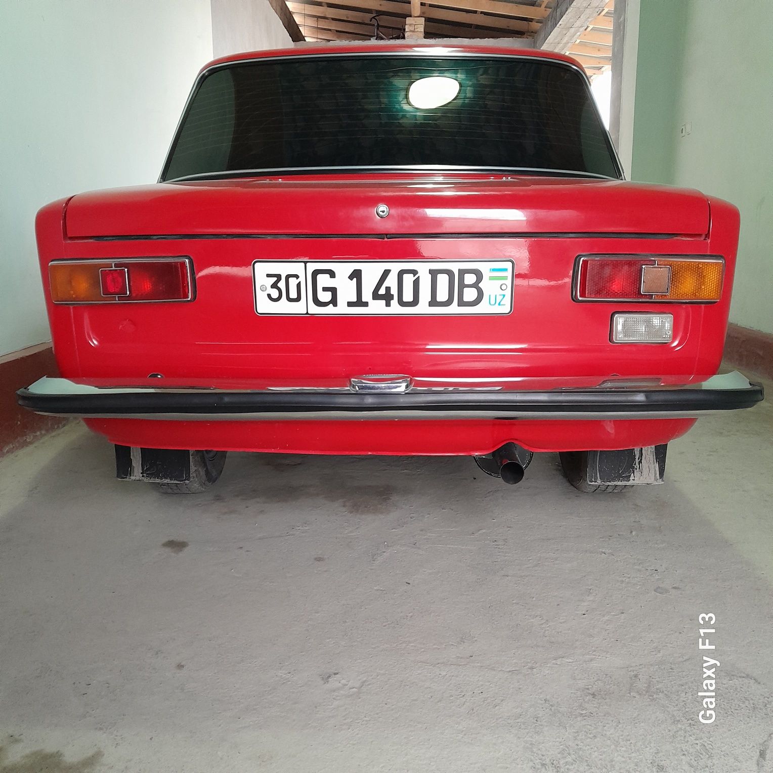 Vaz 2101 sotiladi