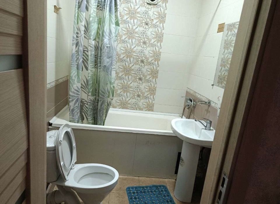 3- комнатная Мирободский Закс рядом / Аренда Квартиры