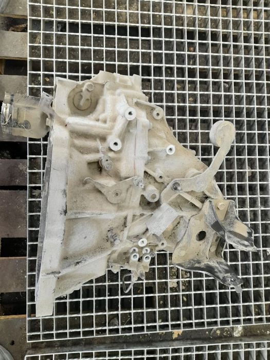 Cutie viteze manuala 6 trepte 1.5 benzina 31115-0d111 Toyota Yaris XP