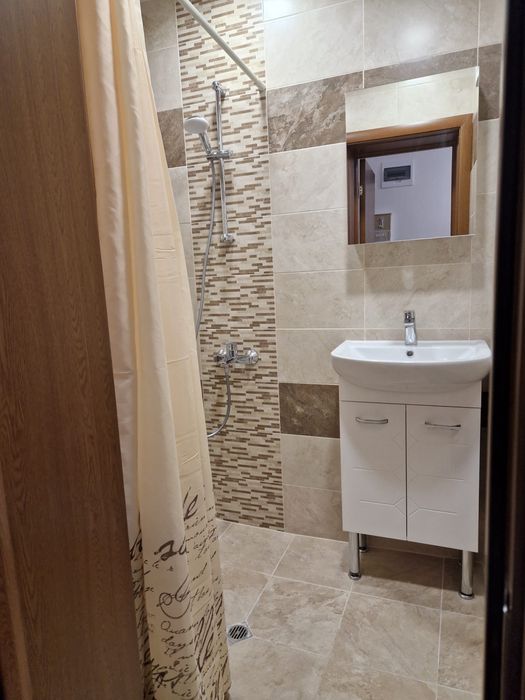 Продава се Тристаен апартамент в Русе, Алеи Възраждане - 85 кв.м за 1038 €/кв.м - Снимка #6