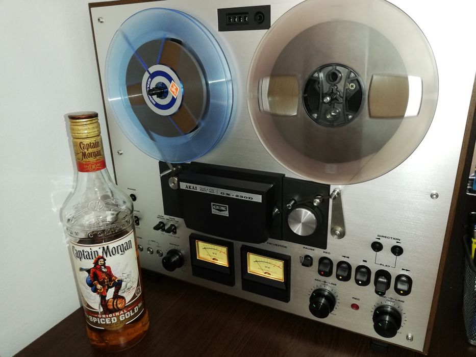 Magnetofon Akai capete cristal