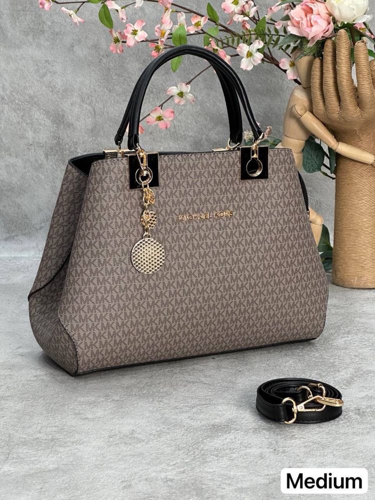 Genti Michael Kors noi!