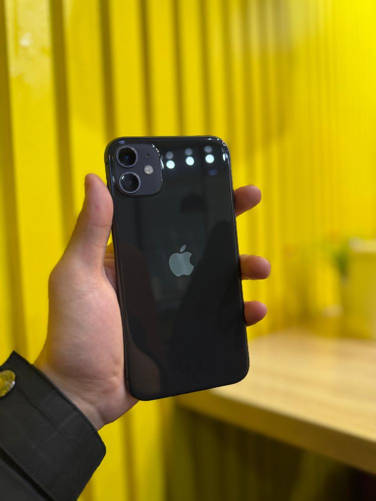 срочно продаю Айфон 11 64gb! Black