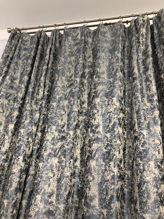 Шторы продам ,под мрамор серый