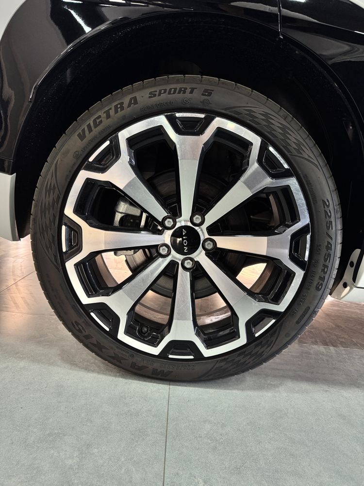 Gac Aion V   520 km