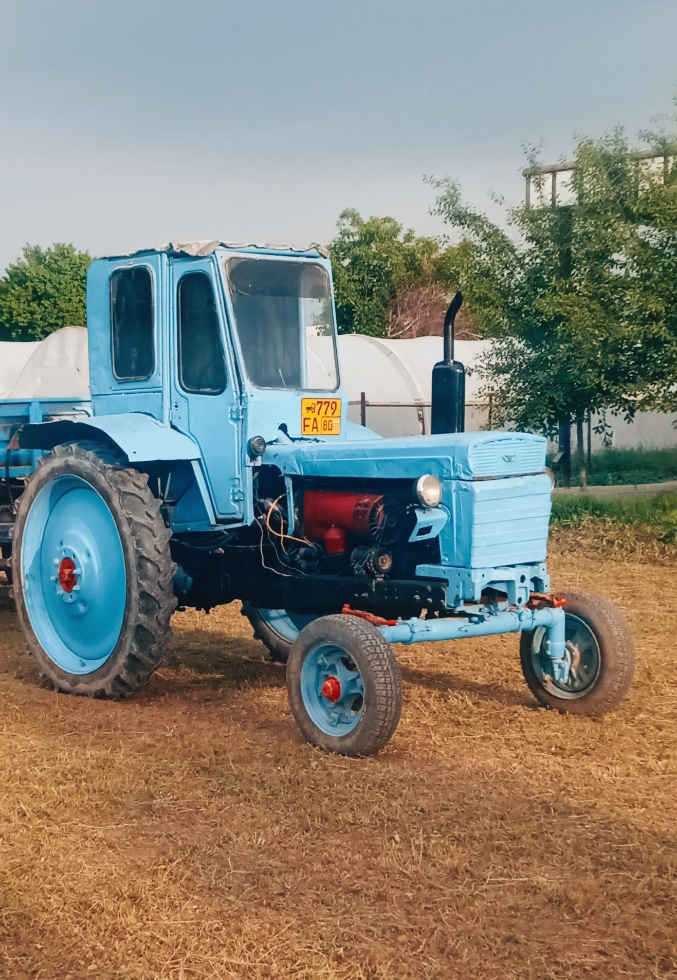 Трактор Т28 сотилади