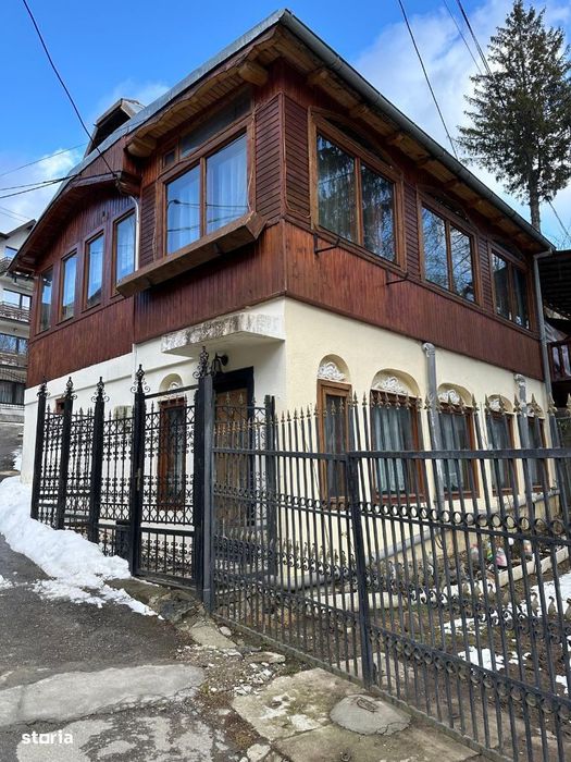 Parter si etaj vila 105 mp