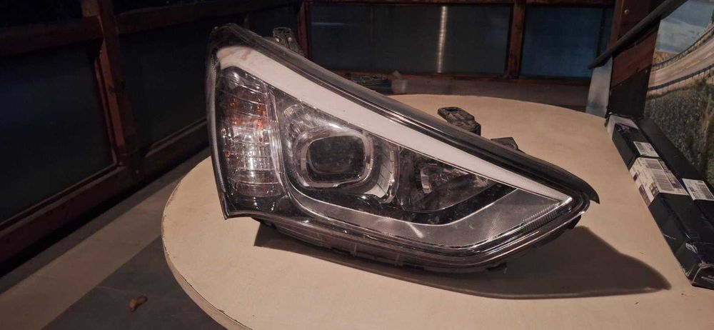 Десен фар Hyundai Santa Fe DM 2013-2015