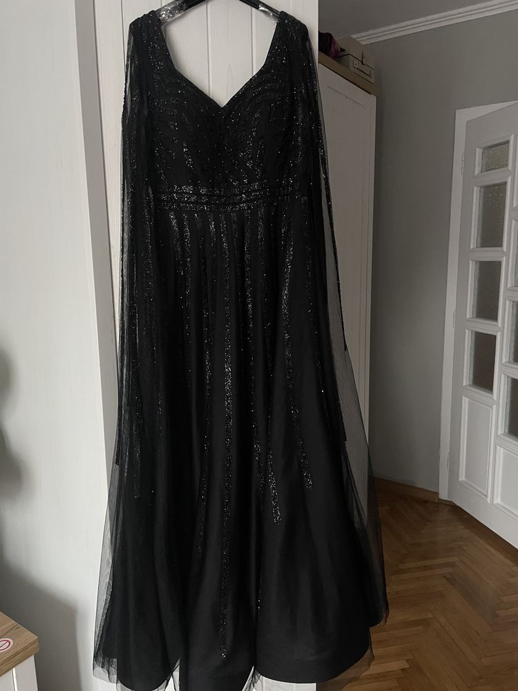 Rochie neagra eleganta