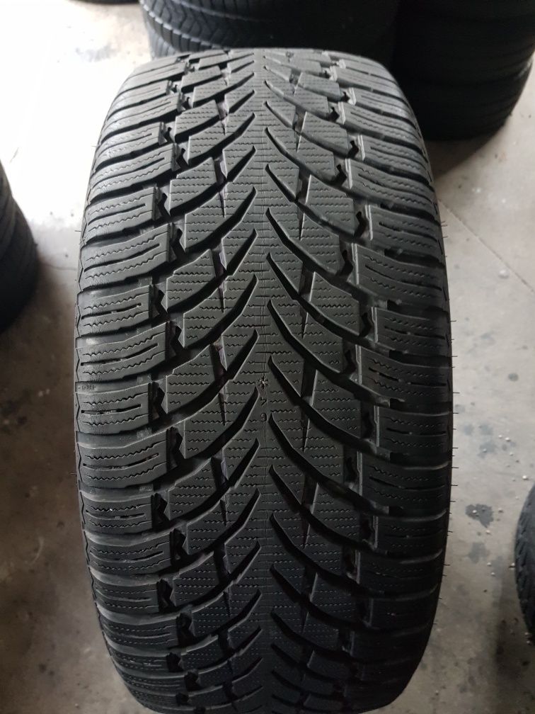 Nokian 255/40 R21 102V M+S iarnă