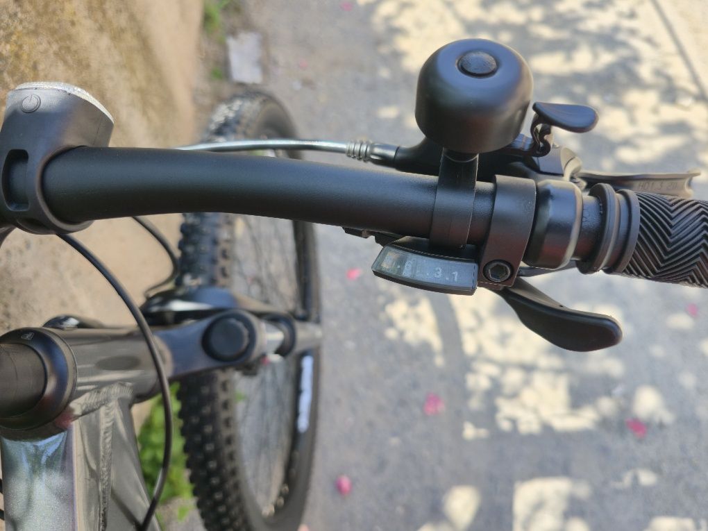 Trek Marlin 5  29 цола Хидравлични дискови 2х8 скорости