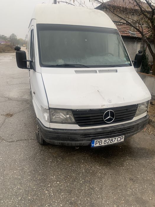 Mercedes Sprinter 208