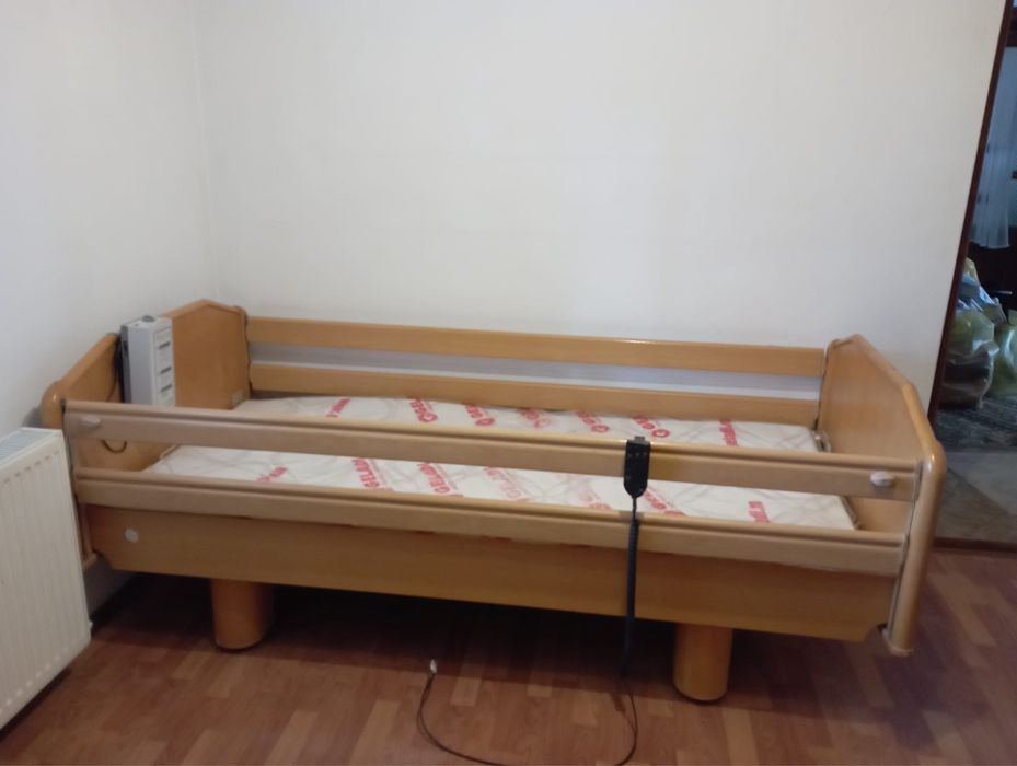 Pat medical electric cu telecomanda antiescarie