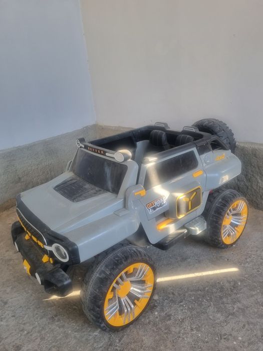 Продаётся пултовый новый машина для детей новый