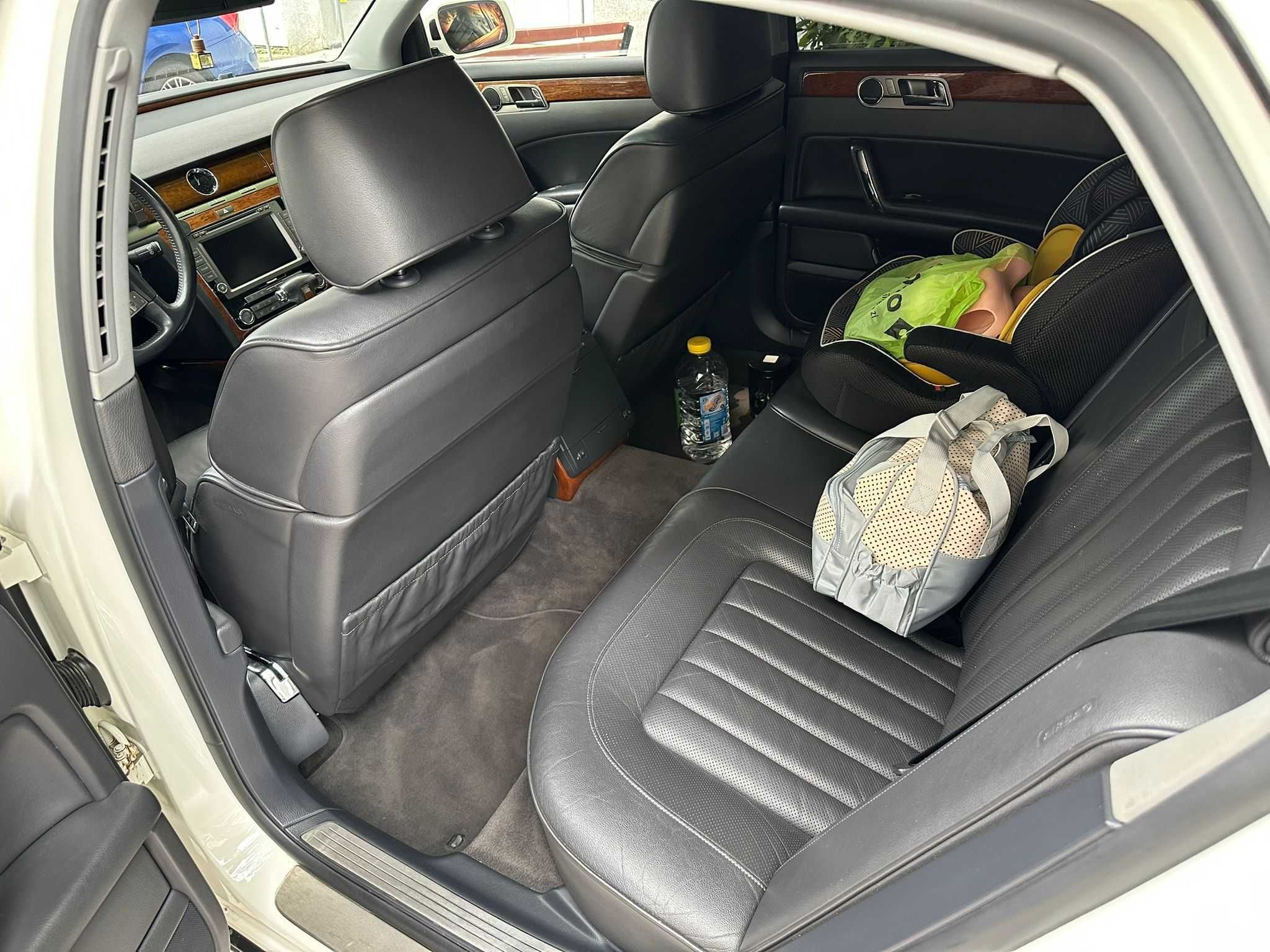 Volkswagen - Phaeton - 4 MOTION - 3.0 TDI - 2009