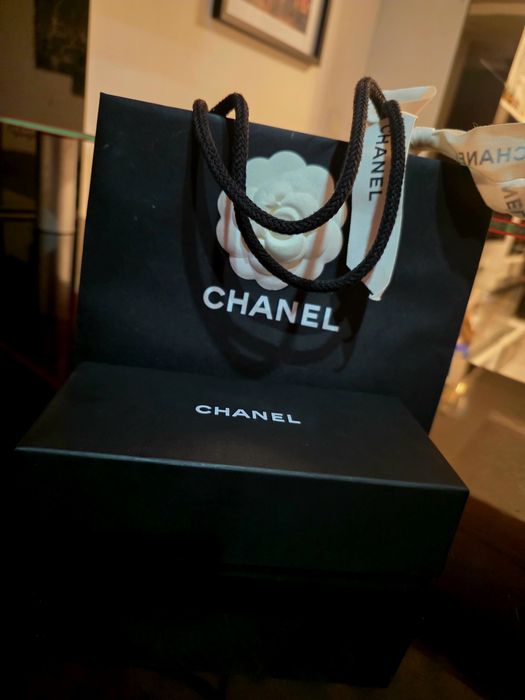 Чисто нови очила Chanel