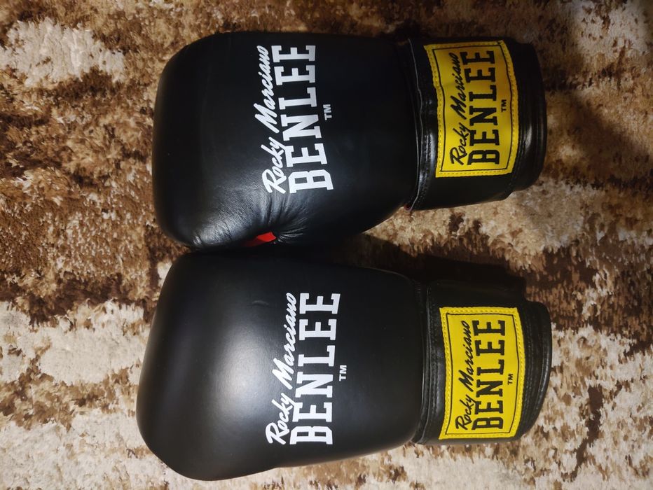 Нови оригинални боксови ръкавици -  BENLEE Rocky Marciano  10-oz