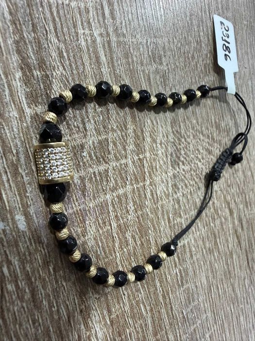 Златна гривна с маниста