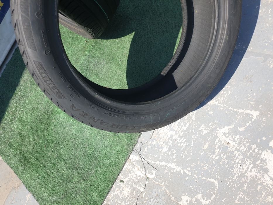 225.45.17 2x Bridgestone 2x Hankook