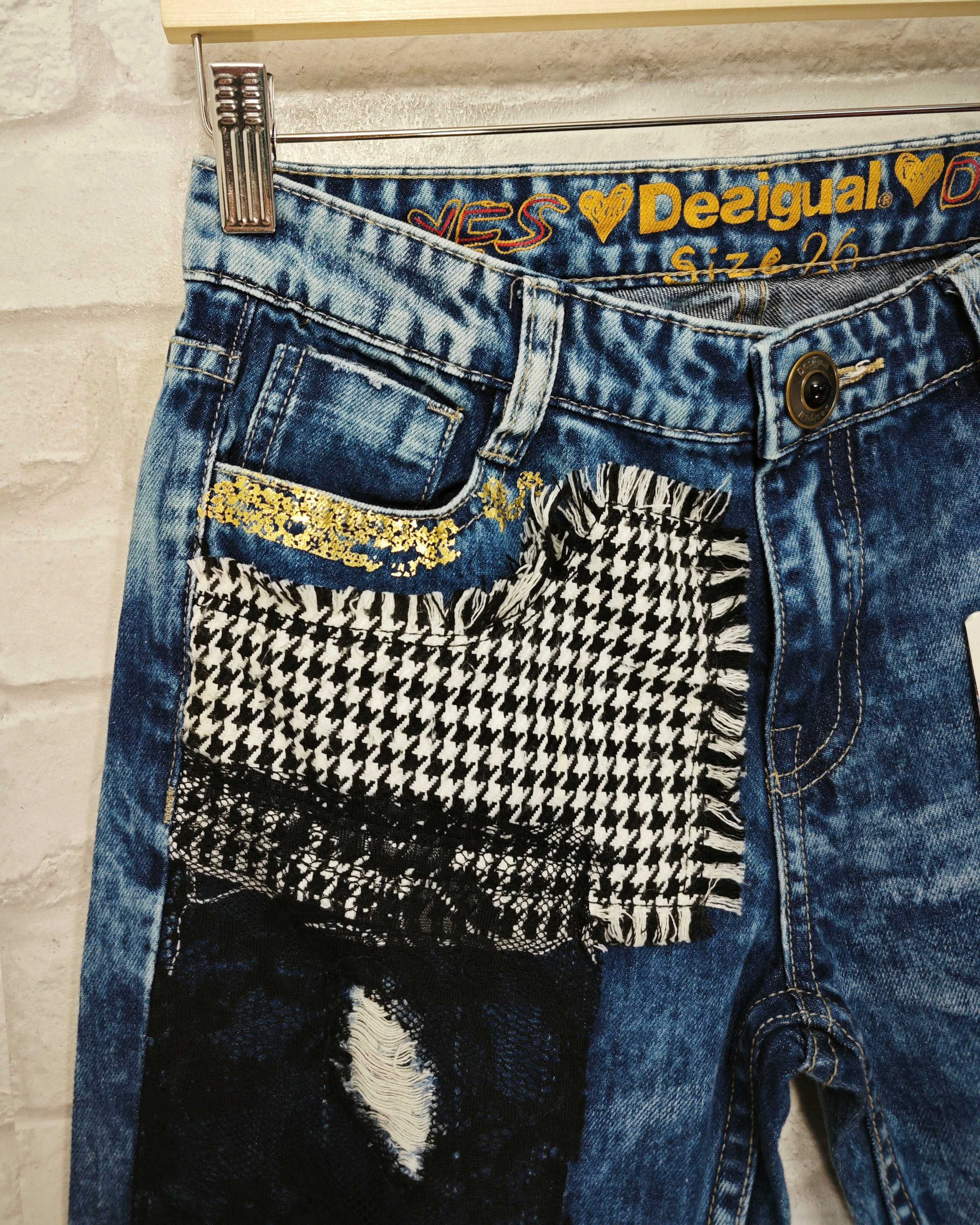 DESIGUAL Дамски дънки Размер 26  НОВО