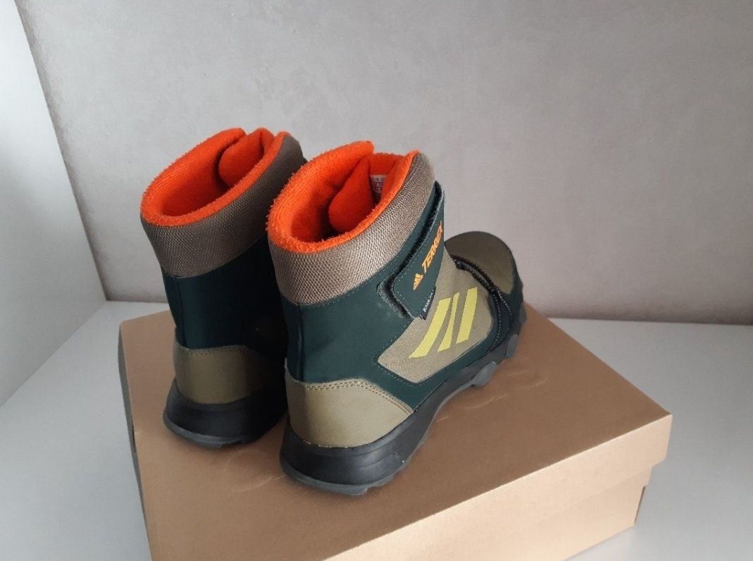 Ботуши Adidas Terrex 40 номер