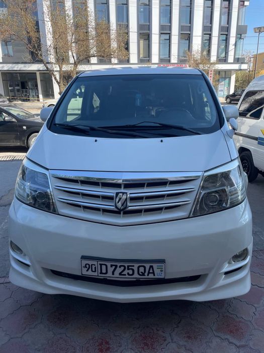 Toyota alphard sotiladi