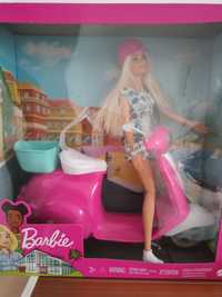 Set Barbie cu scooterr
