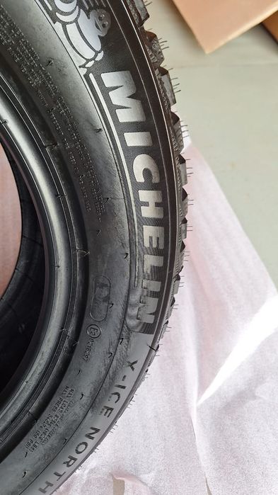 Продам  новую зимнюю шину Michelin X-Ice north4
