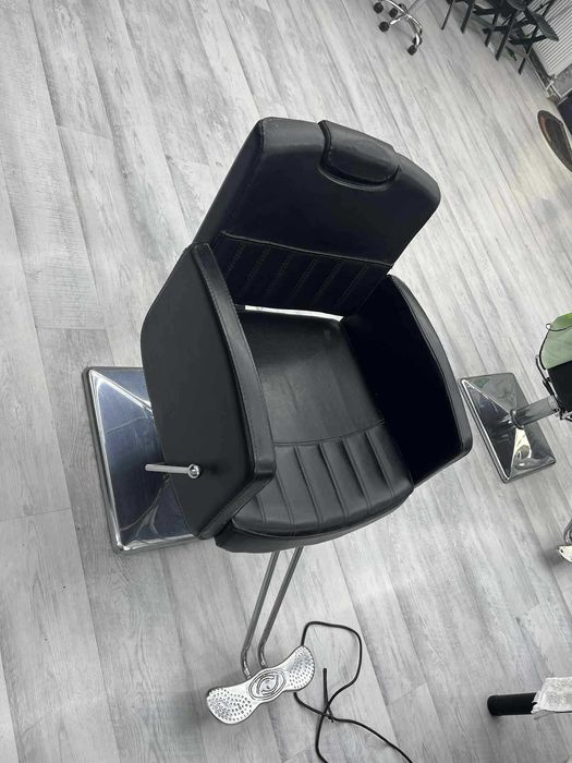 3 scaune de frizerie