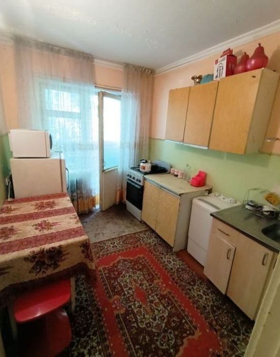 Сдается 1 ком Метро Новза. Студентам тоже